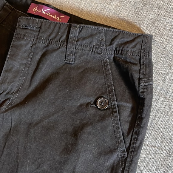 Gloria Vanderbelt, black capris, size 8 (23-123) - Picture 4 of 8